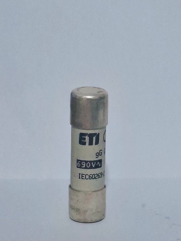 فیوز سیلندری gG 25A 690V سایز 14×51 سرامیکی کارتریجی، خرید و قیمت فیوز و پایه فیوز صنعتی مناسب تابلو برق و محافظت از تجهیزات با جریان 25 آمپر و ولتاژ 690 ولت